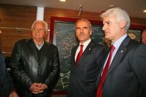 Hasanağa Organize Sanayi yolu yenileniyor