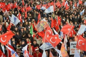 G&ouml;k&ccedil;ek'e coşkulu karşılama