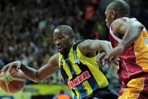 Potada derbi biletleri satışa &ccedil;ıktı