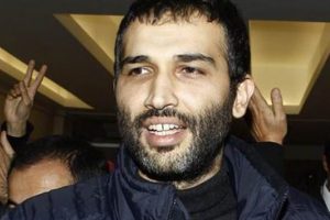 Sarıs&uuml;l&uuml;k ailesini ziyaret etti