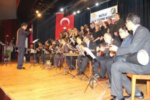 &Ouml;ğretmenler korosuna b&uuml;y&uuml;k ilgi