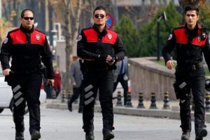 Avrupa T&uuml;rk polisine hak istiyor