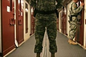 CIA &ouml;nce devşirdi sonra ajan yaptı