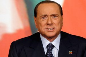 Berlusconi'nin senat&ouml;rl&uuml;ğ&uuml;n&uuml;n d&uuml;ş&uuml;r&uuml;lmesini oylayacak