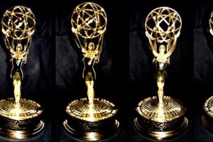 Emmy &ouml;d&uuml;lleri j&uuml;risinde iki T&uuml;rk isi