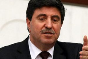Altan Tan:Kandırıldık