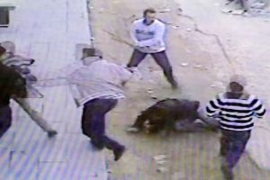 Uzman &ccedil;avuştan otopark&ccedil;ıya dayak