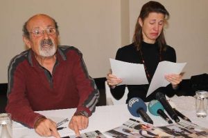 &Ccedil;ocuklarını alamazsa siyaseti devreye sokacak