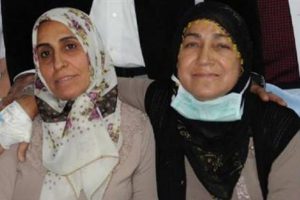 Kumasına b&ouml;breğini verdi