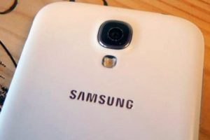 Samsung Galaxy S5'in &ouml;zellikleri ortaya &ccedil;ıkıyor