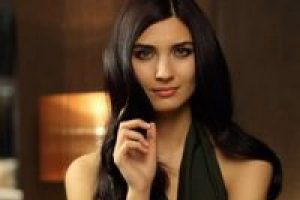 Tuğba B&uuml;y&uuml;k&uuml;st&uuml;n Avrupa'yı fethedecek...