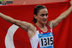 &Uuml;nl&uuml; sporcuya doping cezası!