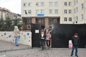 Sınav heyecanı bug&uuml;n i&ccedil;in sona erdi