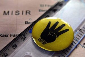 "Rabia işaretli cetvel" i&ccedil;in g&ouml;zaltı