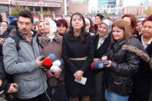 AK Parti Kadın Kolları'ndan 'Kamer Gen&ccedil;' eylemi