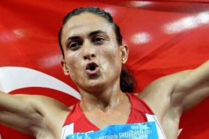 Binnaz Uslu'ya şok!