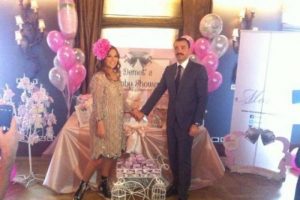 Demet Akalın'dan doğacak bebeğine parti...