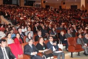 "4+4+4' &ccedil;ocuk evliliklerini bile arttırabilir"