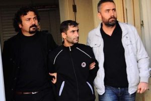 Tedavi i&ccedil;in gittiği hastanede yakalandı