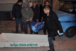 Yasak aşkın d&uuml;ş&uuml;ncesi bile penisinden etti