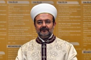 Birbirimizi itham etmeden tartışmalıyız