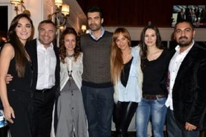 'İnadına Yaşamak' ekibinin ilk bölüm heyecanı...