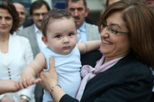 Bakan Şahin belediye başkan adayı