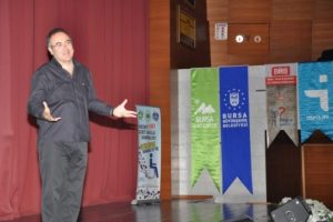 "&Ouml;ğretmenler m&uuml;zelerde de ders yapmalı"