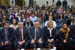 Bosnalı misafirler Bakan Avcı'yı duygulandırdı