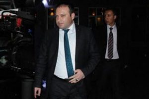 Vali yardımcılarından, Vali hakkında su&ccedil; duyurusu