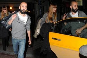 Sarp Akkaya'nın yeni sevgilisi