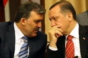 G&uuml;l ve Erdoğan d&uuml;ğ&uuml;ne katıldı