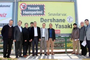 Bu afişlerle karşılanacak