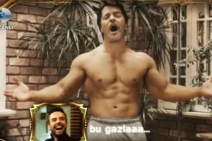 Beyaz'dan Murat Dalkılı&ccedil; klibine ske&ccedil;