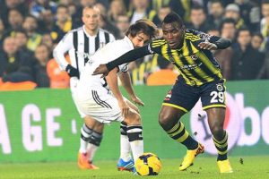 Beşiktaş'ta sakatlık! Derbiyi tamamlayamadı