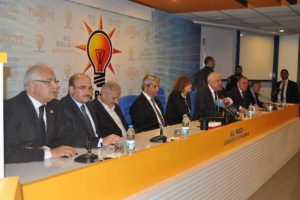 Bakan'dan ''hızlı tren'' a&ccedil;ıklaması