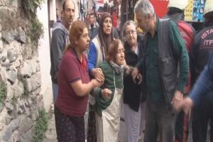 Yanmaktan son anda kurtarıldılar