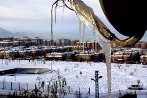 Termometre eksi 17 dereceyi g&ouml;sterdi