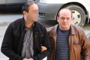 Misafir olarak gitti, hırsız olarak &ccedil;ıktı