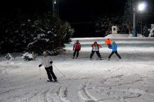Paland&ouml;ken'de gece kayağı