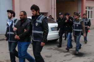 Banka hesaplarını boşaltan &ccedil;eteye darbe