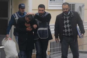 Nefes kesen uyuşturucu operasyonu kamerada
