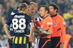 İşte C&uuml;neyt &Ccedil;akır'ın derbi notu!