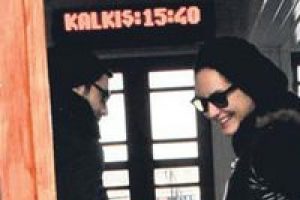 &Uuml;nl&uuml; &ccedil;iftin akbille yolculuğu...