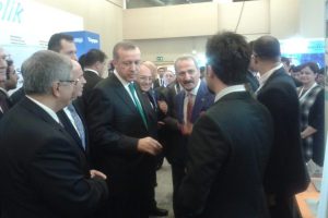 Erdoğan'dan Uludağ &Uuml;niversiteli &ouml;ğrencilere İHA siparişi
