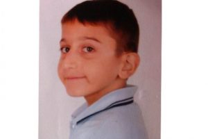 Doğacak kardeşini g&ouml;remedi!