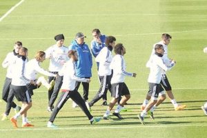 İspanya'da 4 kul&uuml;be ceza