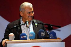 "İ&ccedil;-dış hatlarda 150 milyonu aşacağız"