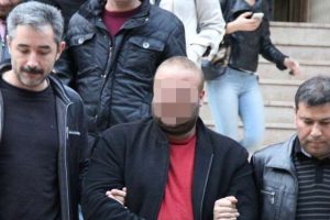 "Azılı gasp&ccedil;ılar" tutuklandı