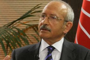 Kılı&ccedil;daroğlu İzmir adayını a&ccedil;ıkladı!